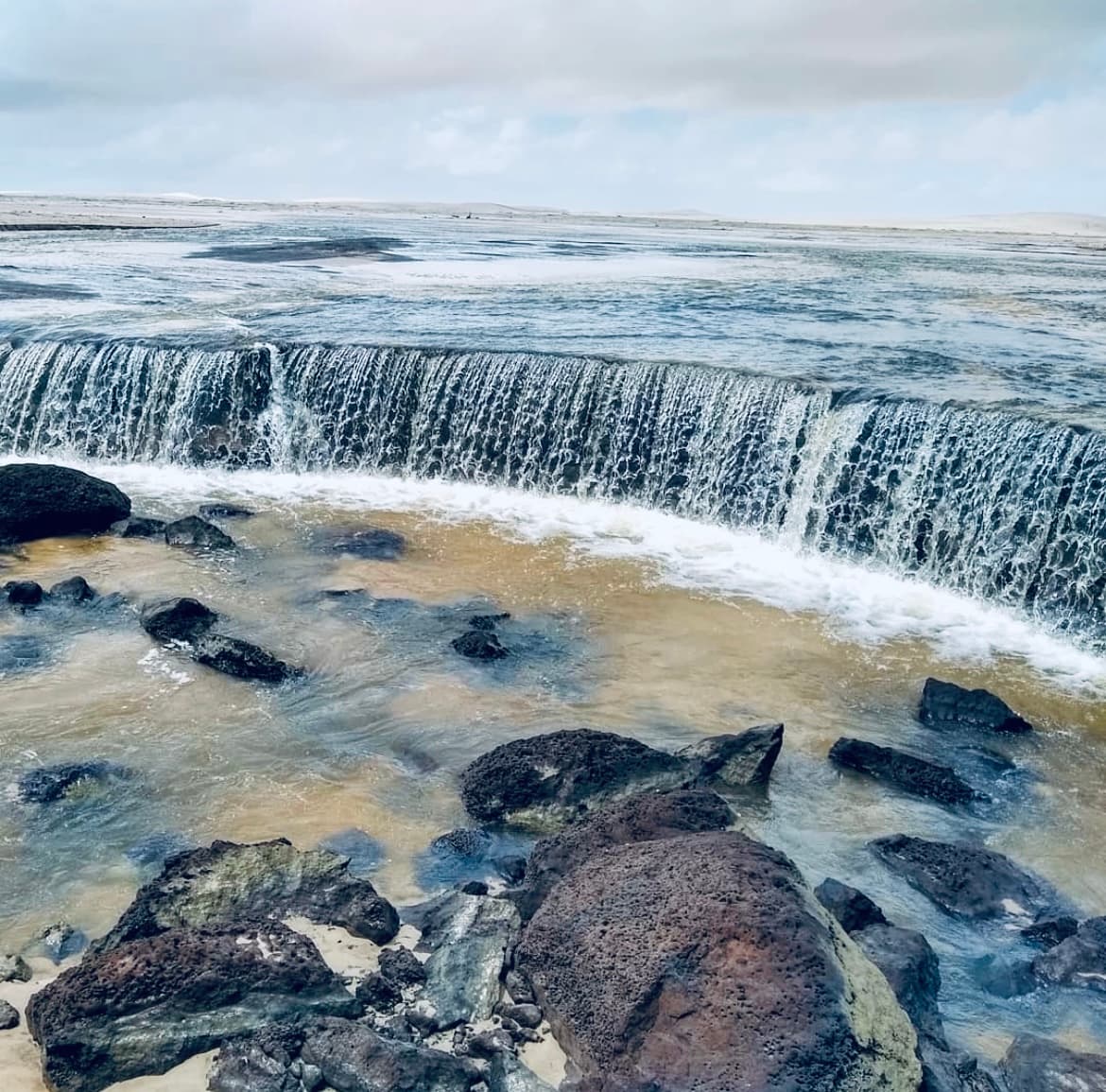 Imagem de Bate e Volta Atins